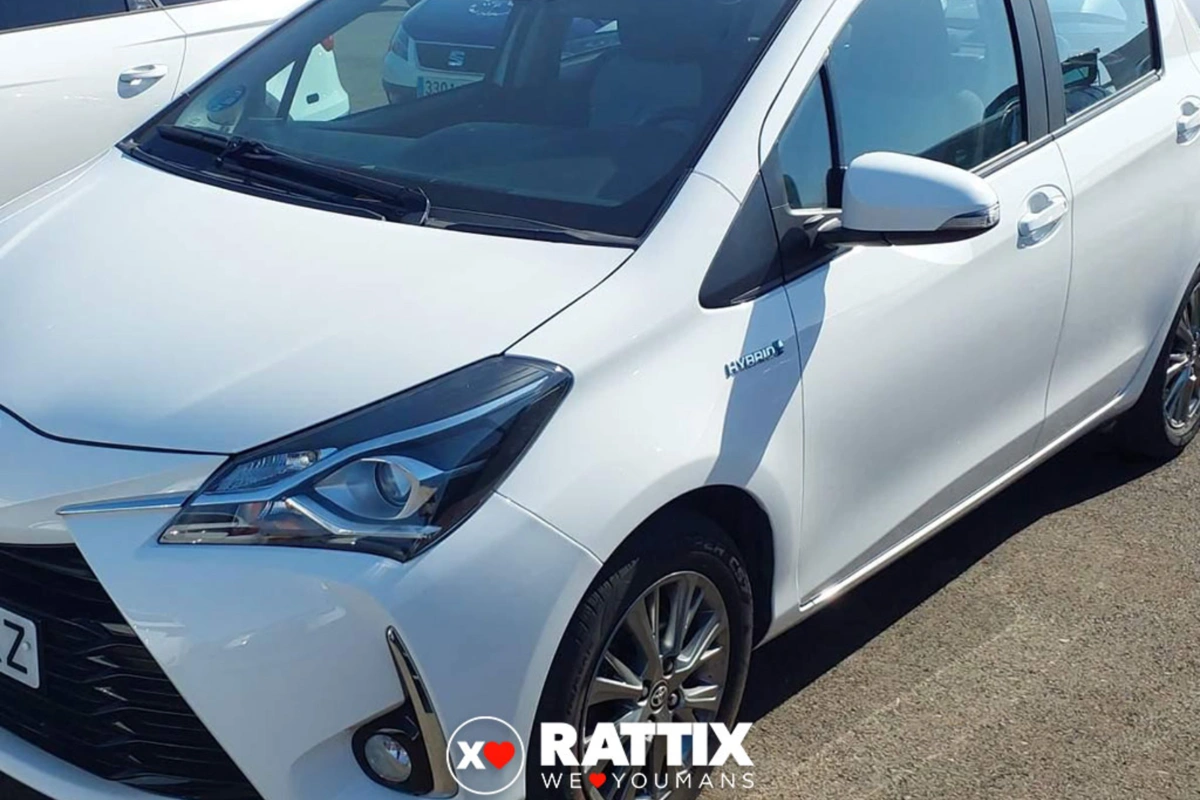 TOYOTA yaris iii 2017 Yaris 5p 1.5h Active
